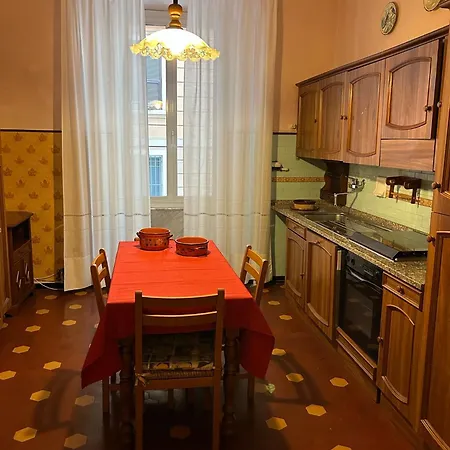 Via Del Teatro 1 Appartement *